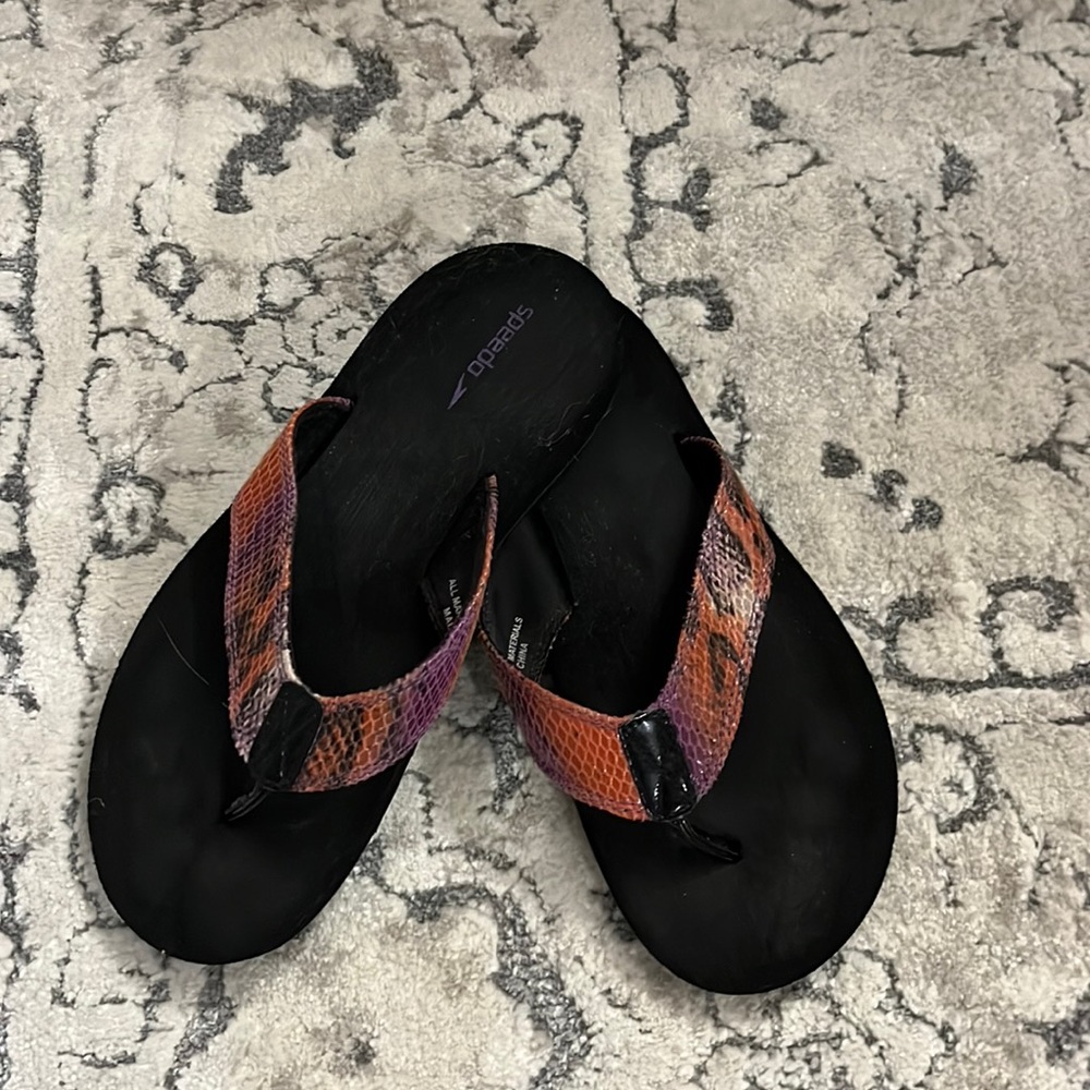 Speedo purple and orange snakeskin print flip flop padded sandal Size 7